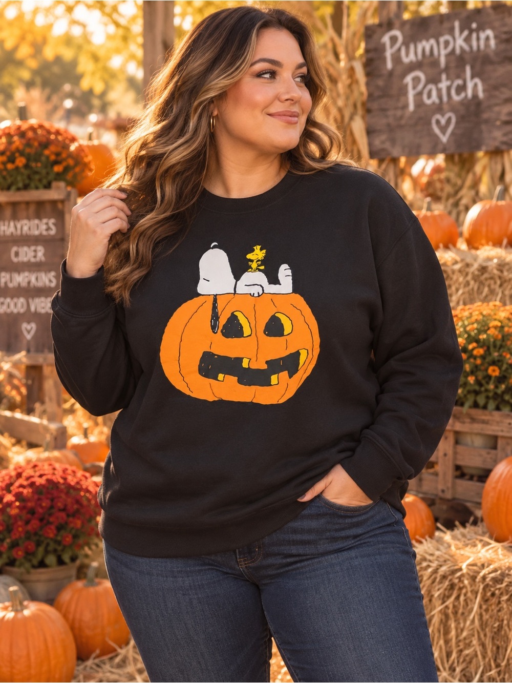 NWT Peanuts Black Crewneck Sweatshirt with Snoopy Pumpkin Graphic Size 1X